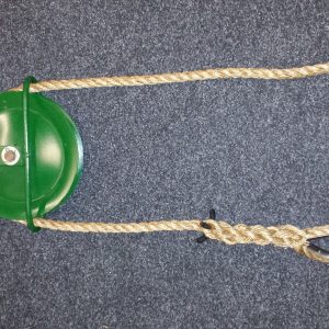 Gin Wheel with Rope 15M of Manila Rope and 1.5 Ton Swivel Hook-Roofing