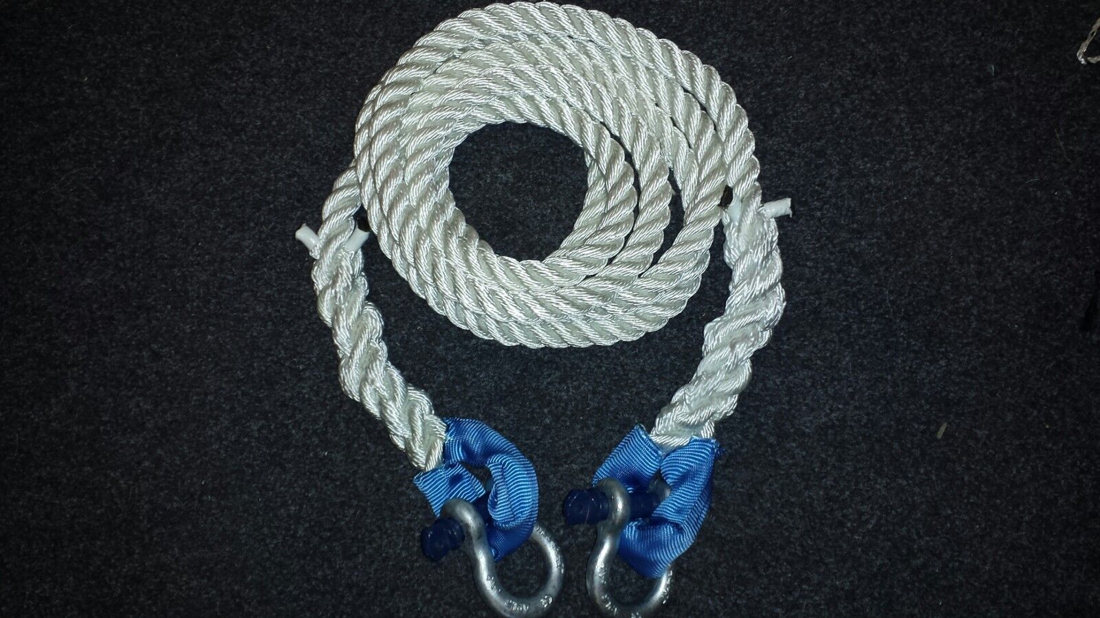 NYLON KINETIC 12 TONNE RECOVERY TOW ROPE 4 x 4 - 6 METRE X 24MM WITH SHACKLES