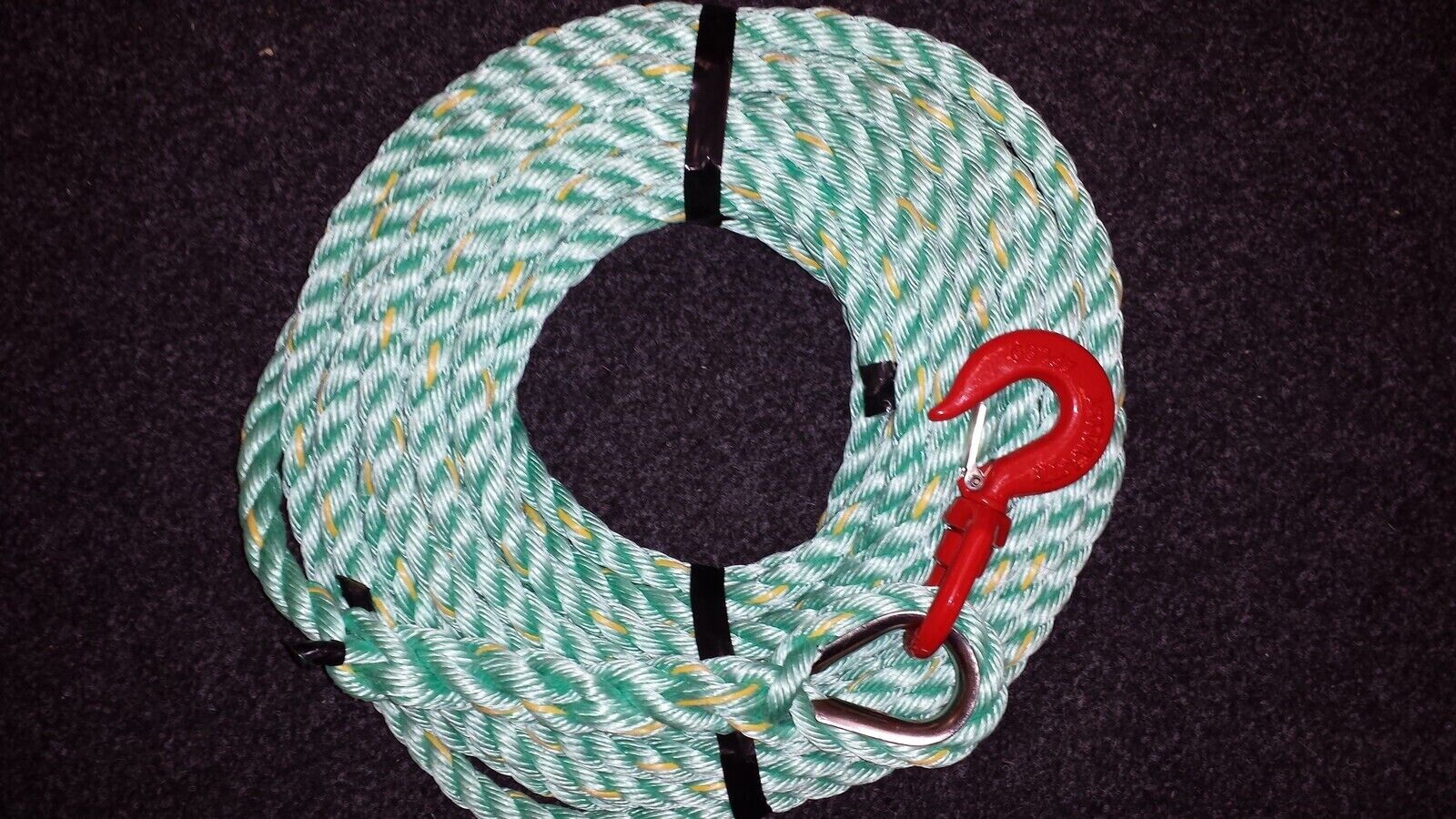 Gin Wheel Rope - 20 Metres of Polysteel Rope with a 1.5 Ton Swivel Hook - Image 8